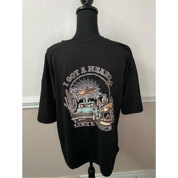 Lainey Wilson I Got A Heart Like A Truck Black Short Sleeve Shein Tee Size Med - Picture 3 of 8
